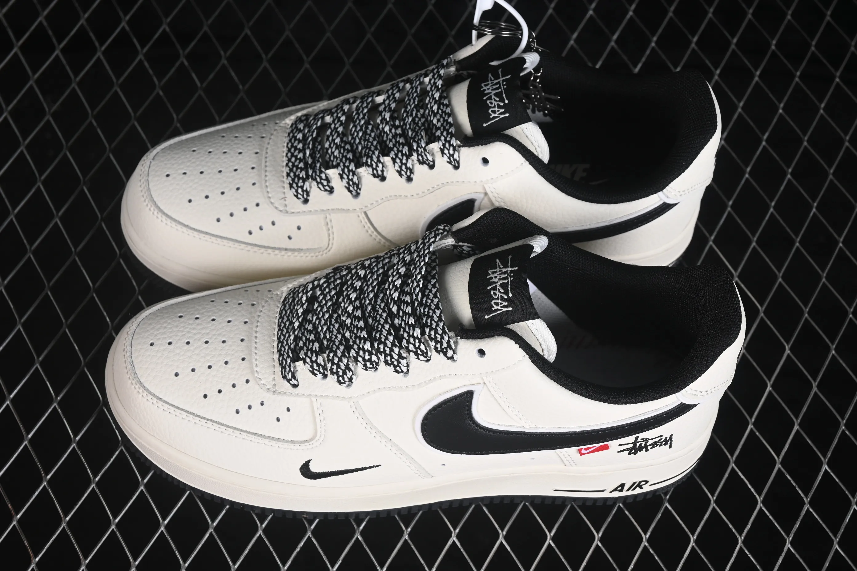 All categories Nk Air Force 1 Air Force series Nk Air Force 1 Low Air Force low-top Nike Air Force 1'07 Low joint model Air Force 1 low-top casual sneakers GS2288-007